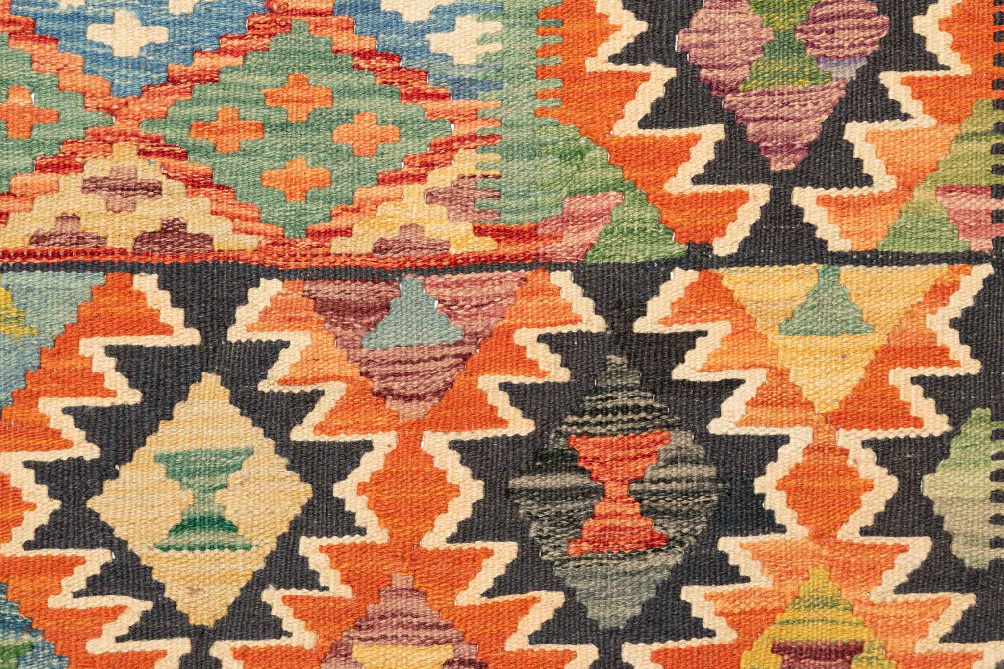 Afghanischer Kelim – 198 × 160 cm – handgewebt aus Schurwolle