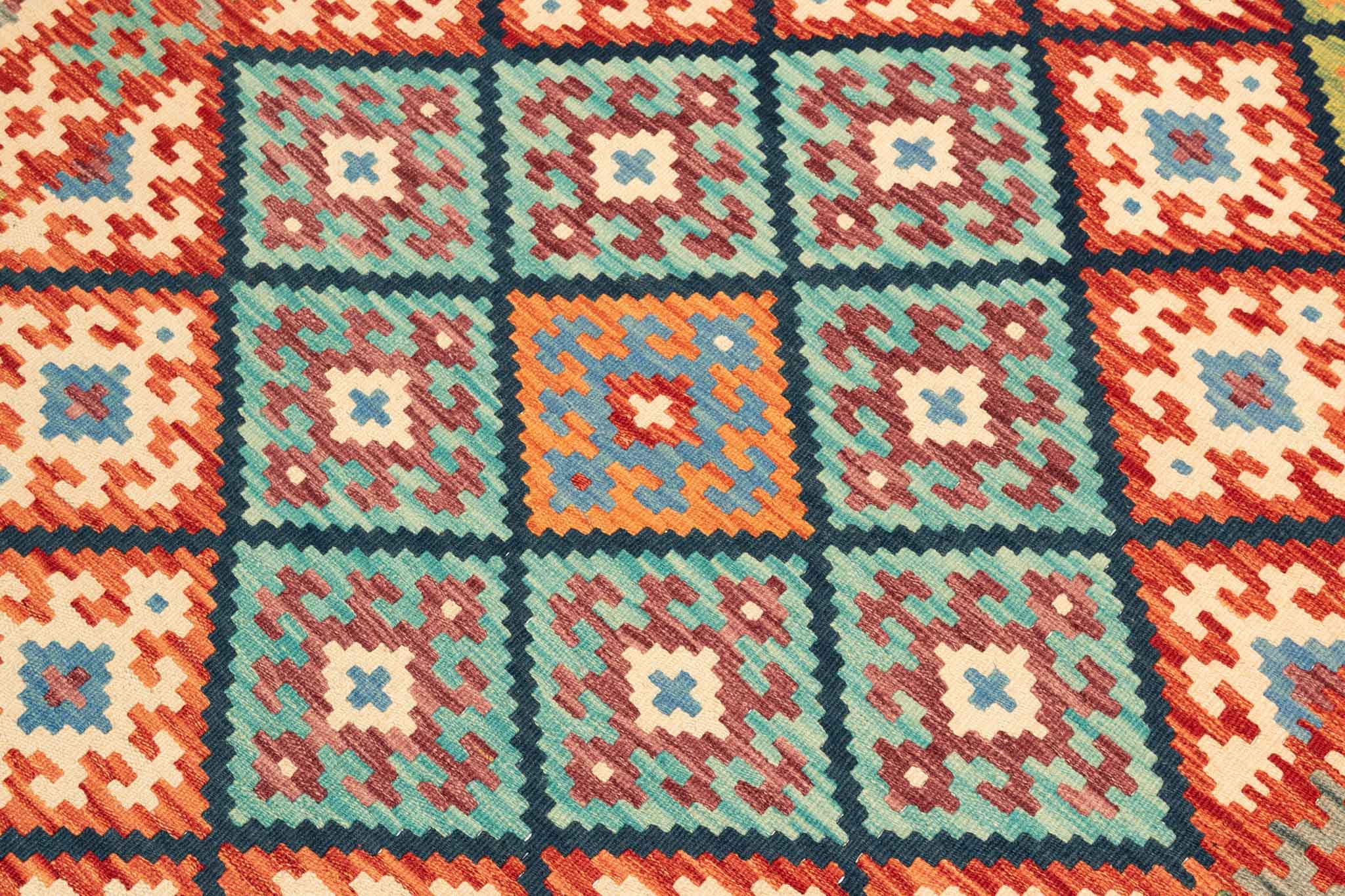 Afghanischer Kelim – 198 × 151 cm – handgewebt aus Schurwolle