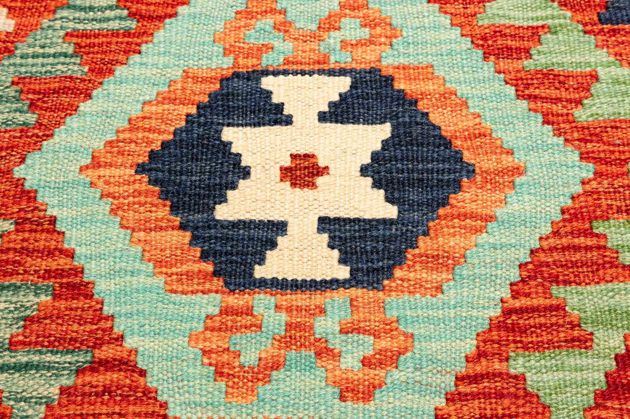 Afghanischer Kelim – 196 × 150 cm – handgewebt aus Schurwolle