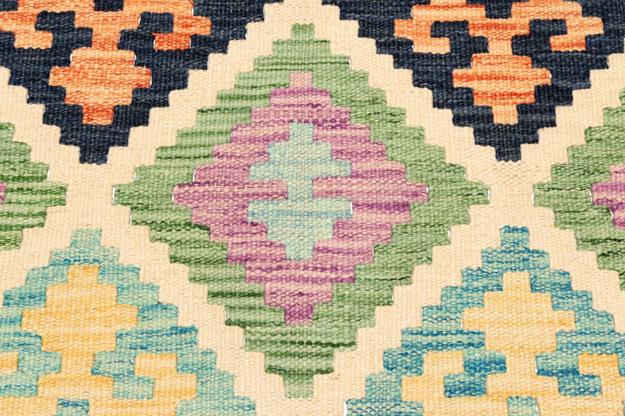 Handgewebter Kelim-Teppich aus Schurwolle, 146 × 200 cm