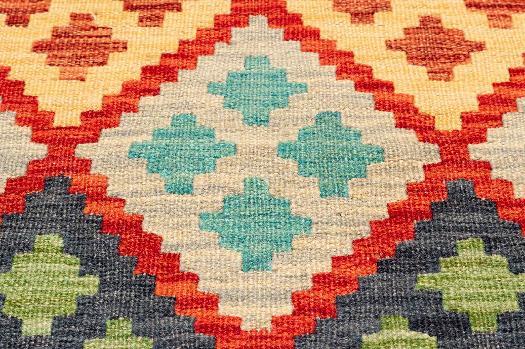 Afghanischer Kelim – 197 × 152 cm – handgewebt aus Schurwolle