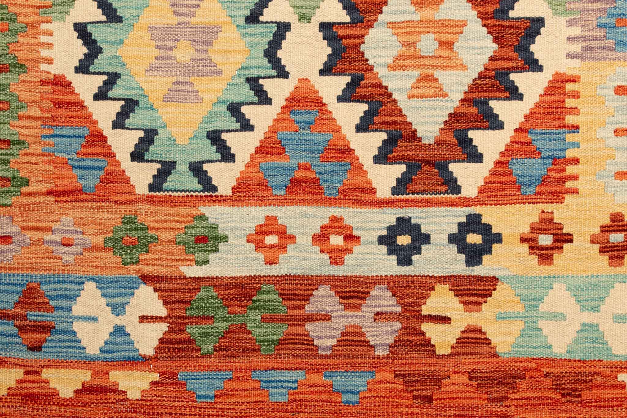 Afghanischer Kelim – 192 × 149 cm – handgewebt aus Schurwolle