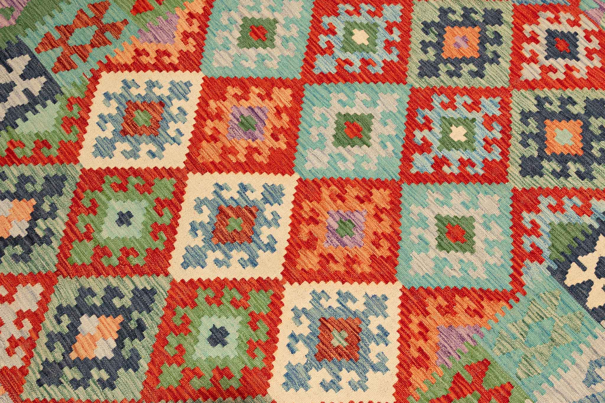 Afghanischer Kelim – 197 × 154 cm – handgewebt aus Schurwolle