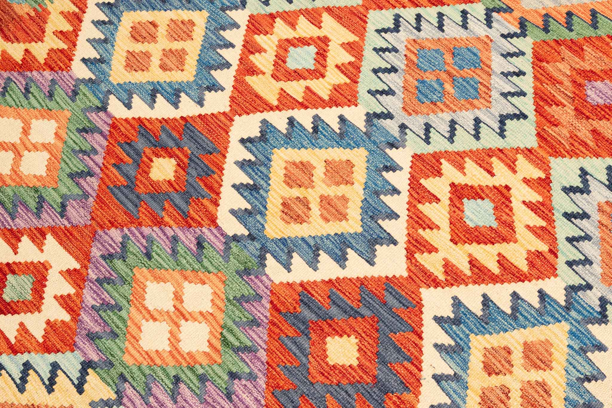 Handgewebter Kelim-Teppich aus Schurwolle, 147 × 200 cm