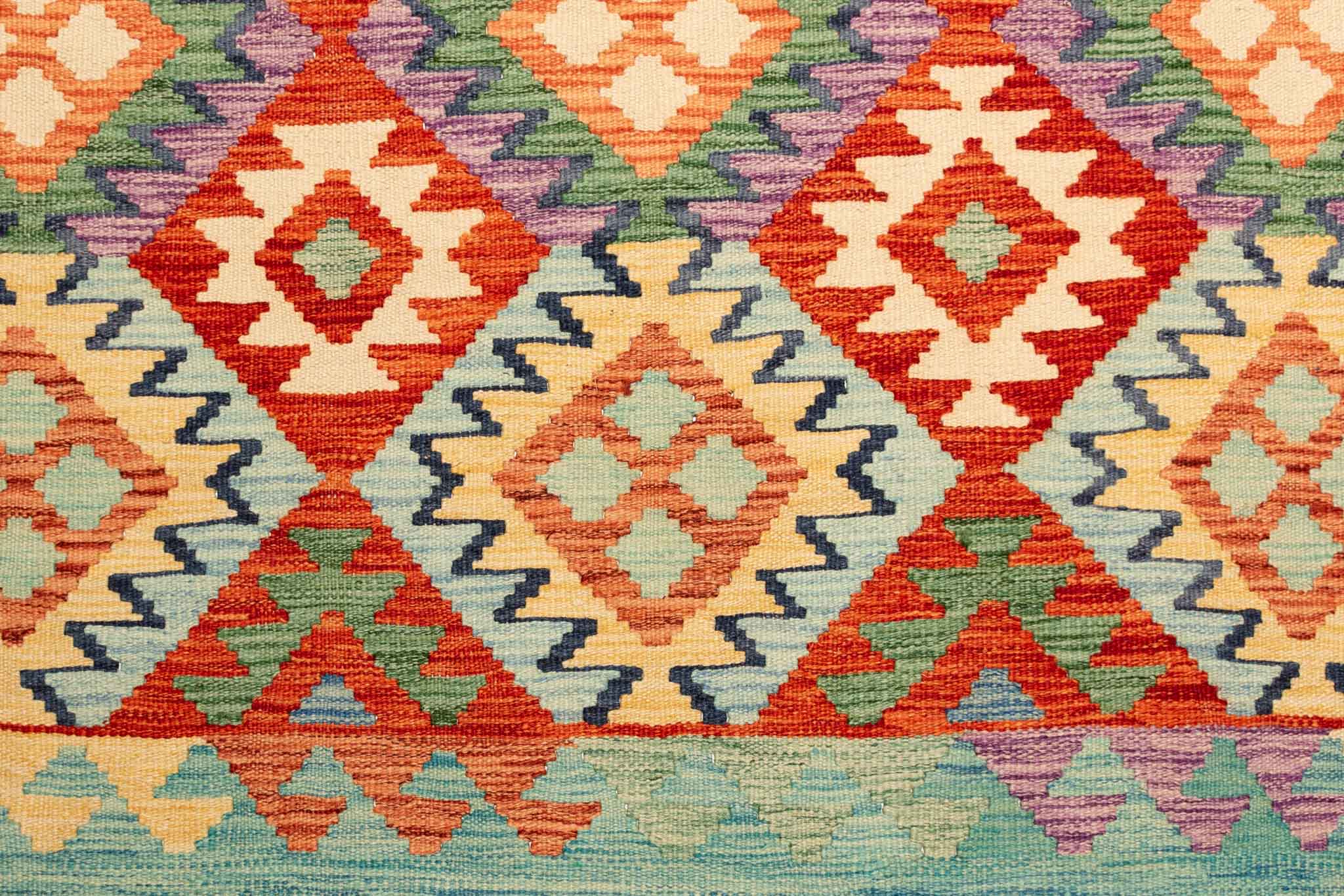 Handgewebter Kelim-Teppich aus Schurwolle, 147 × 200 cm